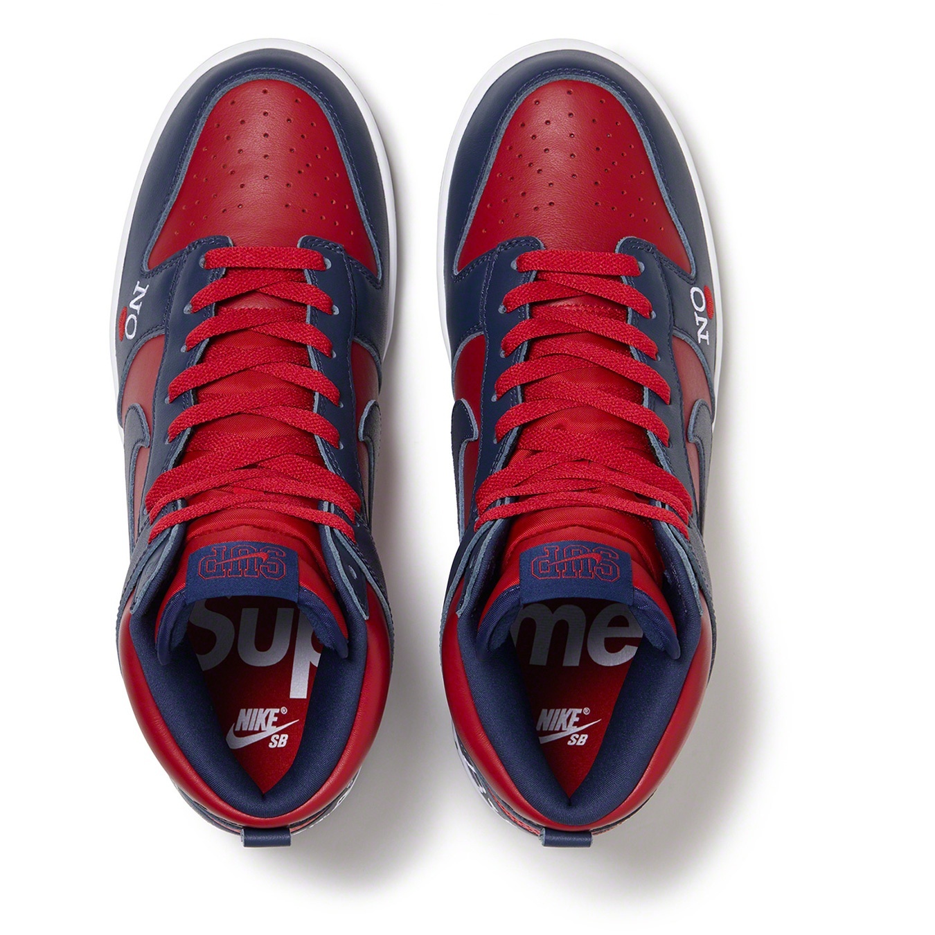 Supreme®/Nike® SB Dunk High view 11